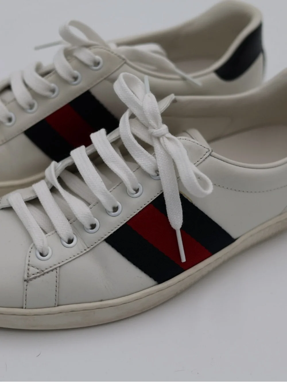 Gucci White Leather Sneakers with Red and Navy Web Stripe